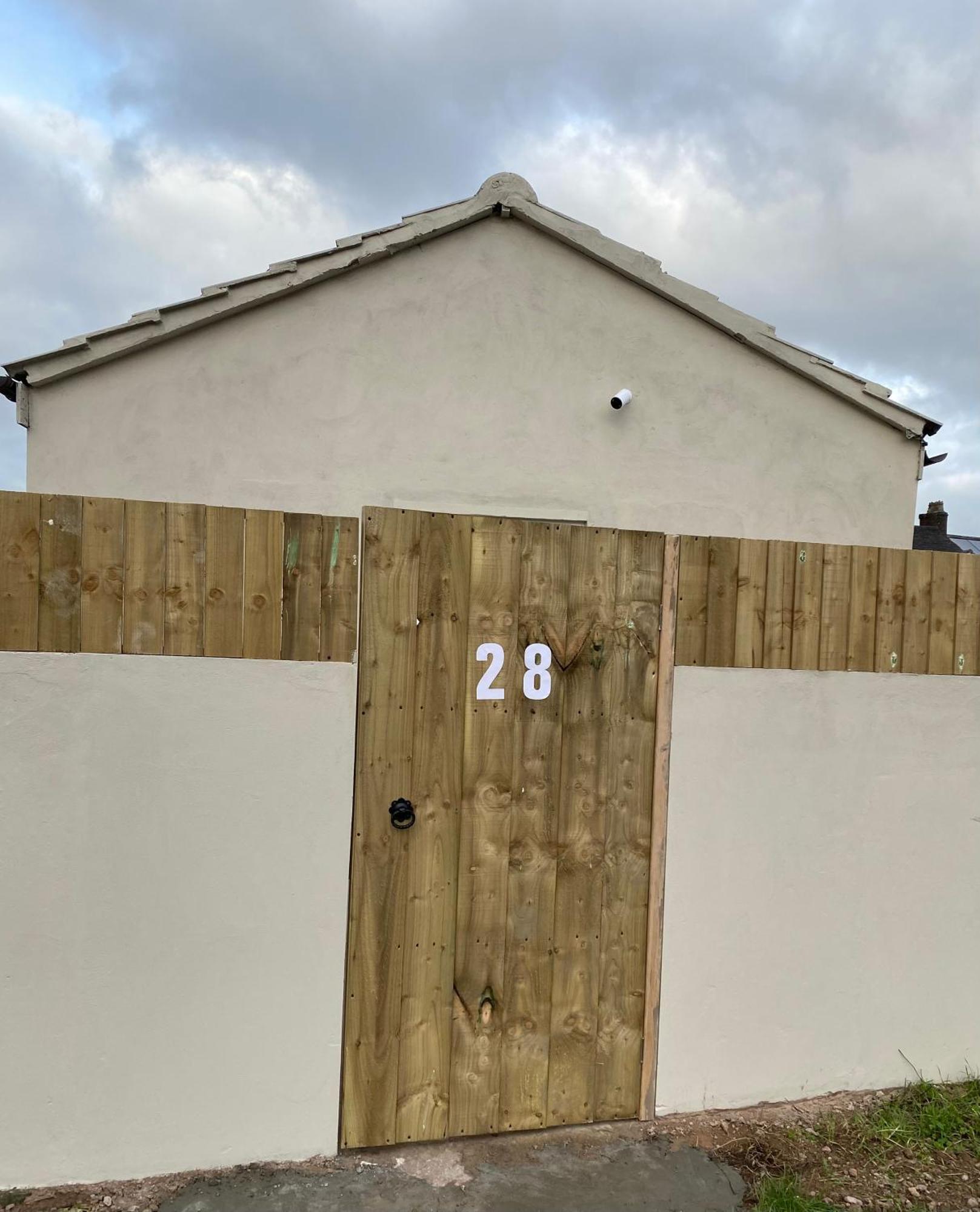 A Spacious Double Bed Studio Stoke-on-Trent Exterior foto
